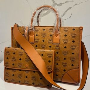 MCM extra-large München tote bag